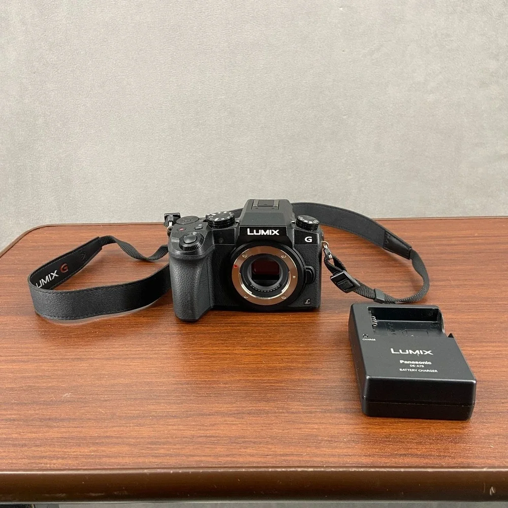 Panasonic Lumix G7 DMC-G7 16MP Mirrorless Camera Body w/ Charger & 128GB SD